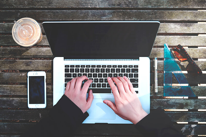 Kursbild: Datenbanken und Backend-Logik